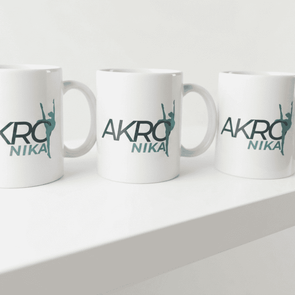 Kubek AkroNika
